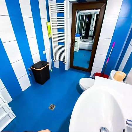Near Beach House Apartment Constanta