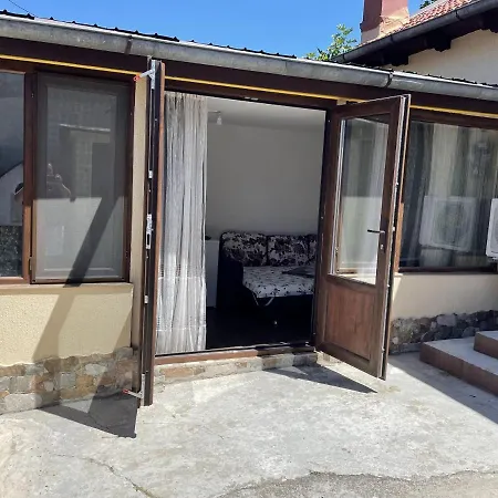 Apartment Near Beach House Constanta